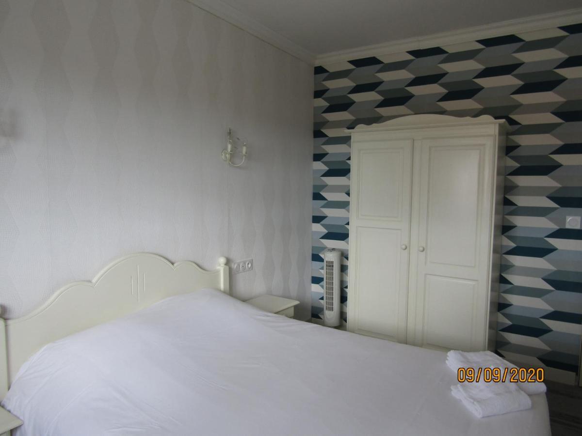 Le Mareuillais Hotel-Restaurant Bagian luar foto