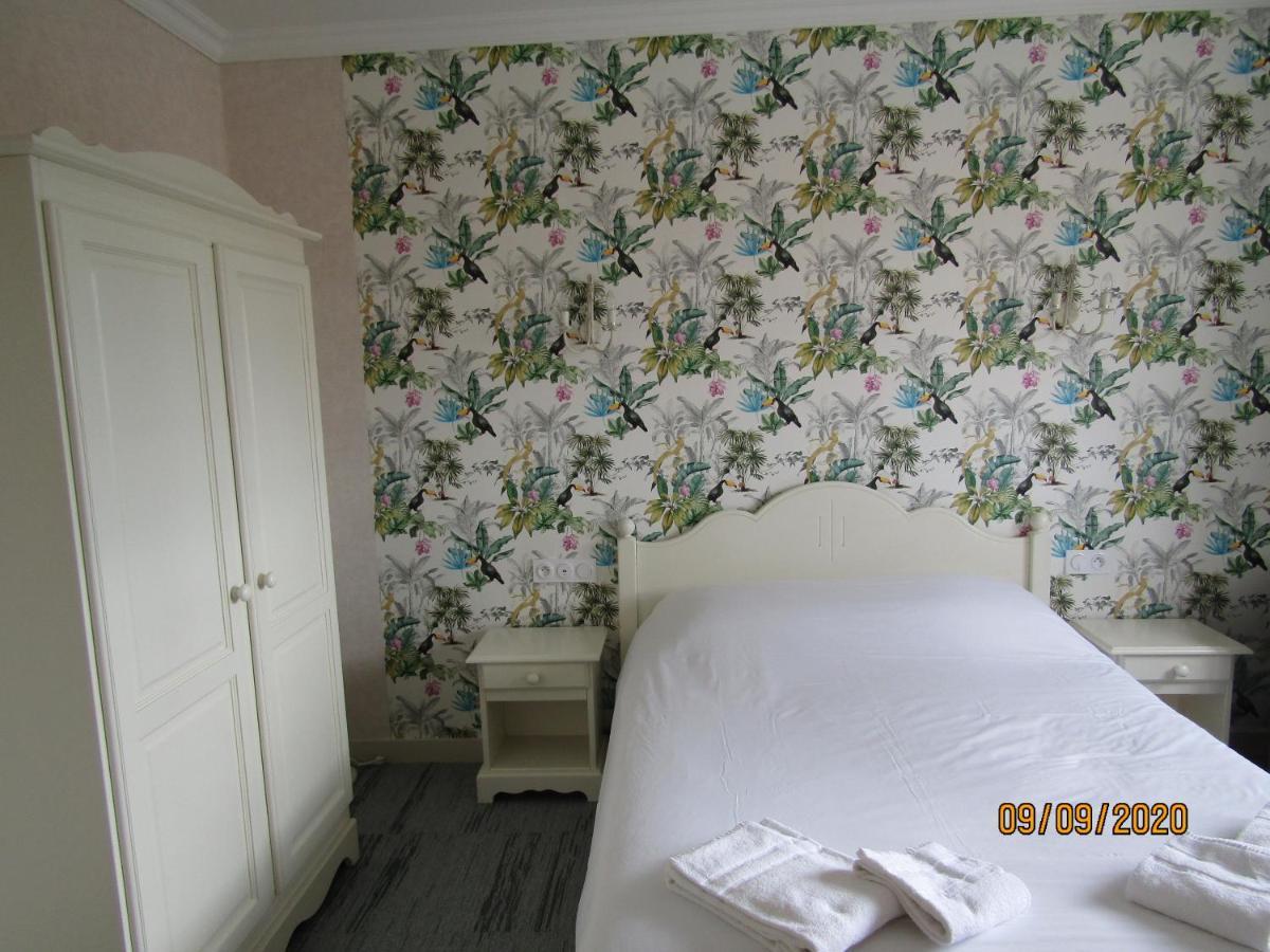 Le Mareuillais Hotel-Restaurant Bagian luar foto